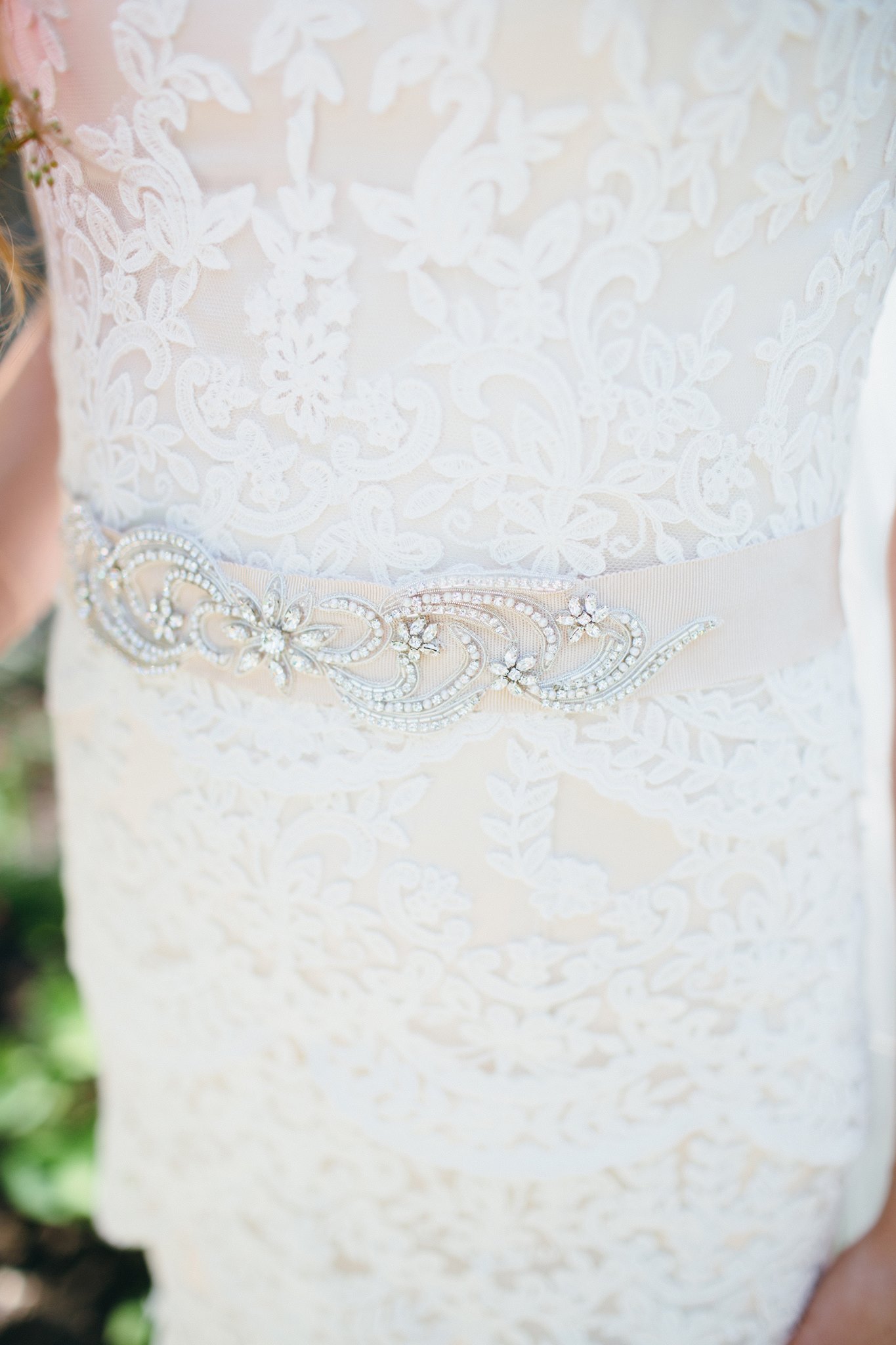 How to Find the Perfect Wedding Gown