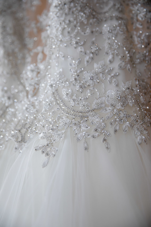 2018 wedding trends including beaded gowns for newly engaged brides!