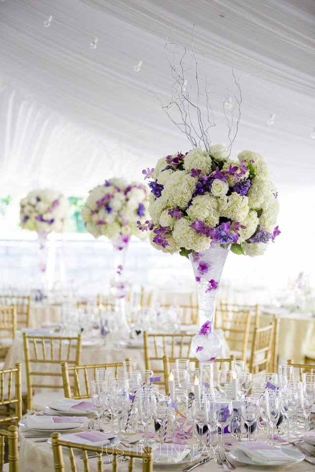 Creative ways to use Pantone's 2018 Color of the Year, Ultra-Violet, in your wedding design!