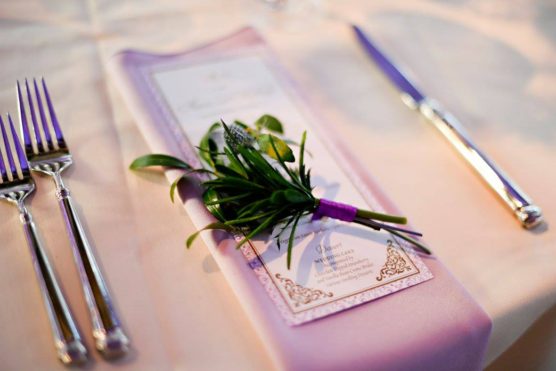 Floral place setting for a wedding