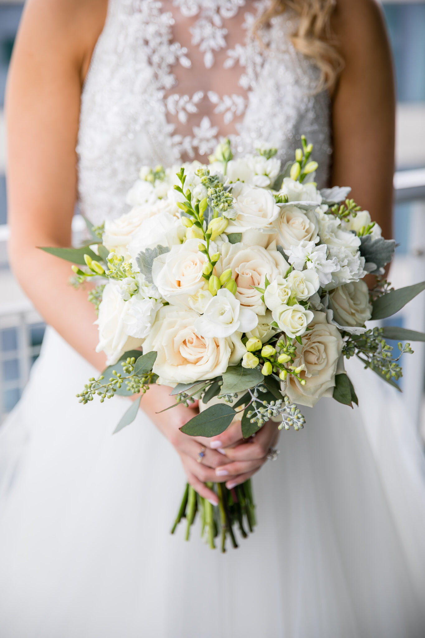 bride holding bouquet