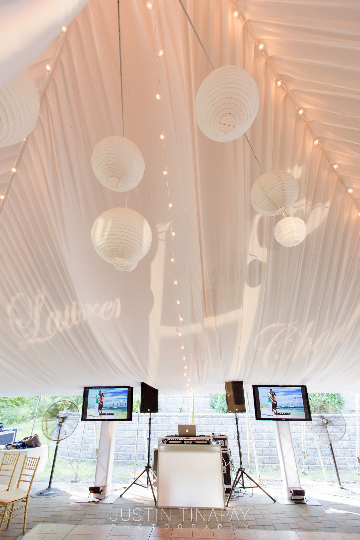 white tent for wedding