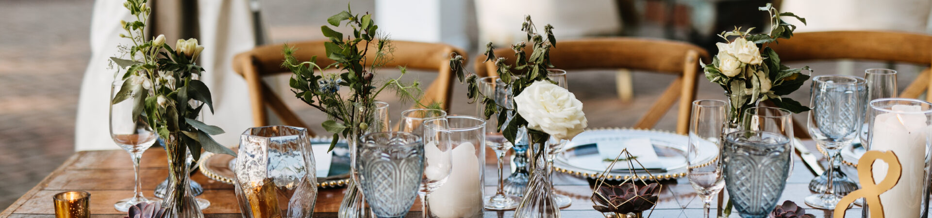how to become a wedding planner
