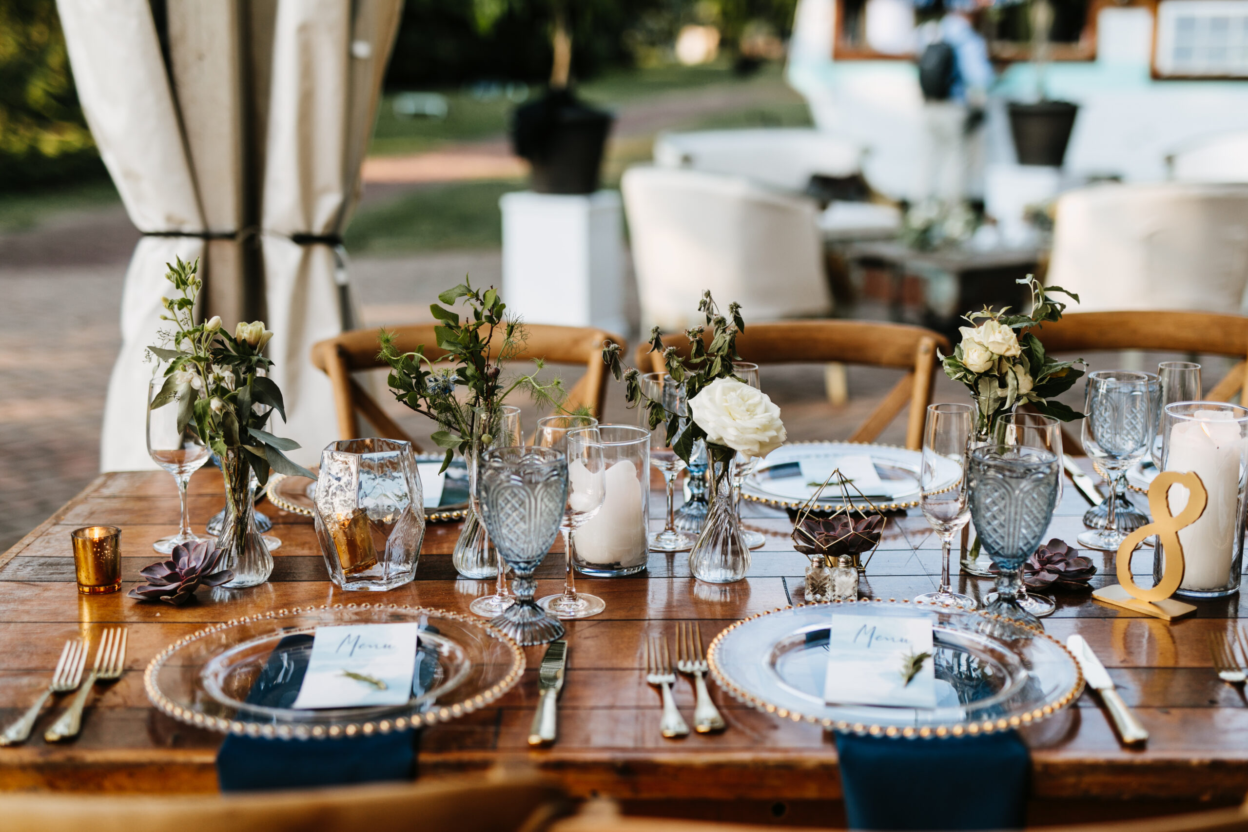 how to become a wedding planner