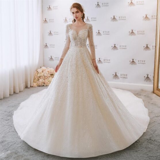 10 Amazing Online Wedding Dress Stores That Will Blow Your Mind