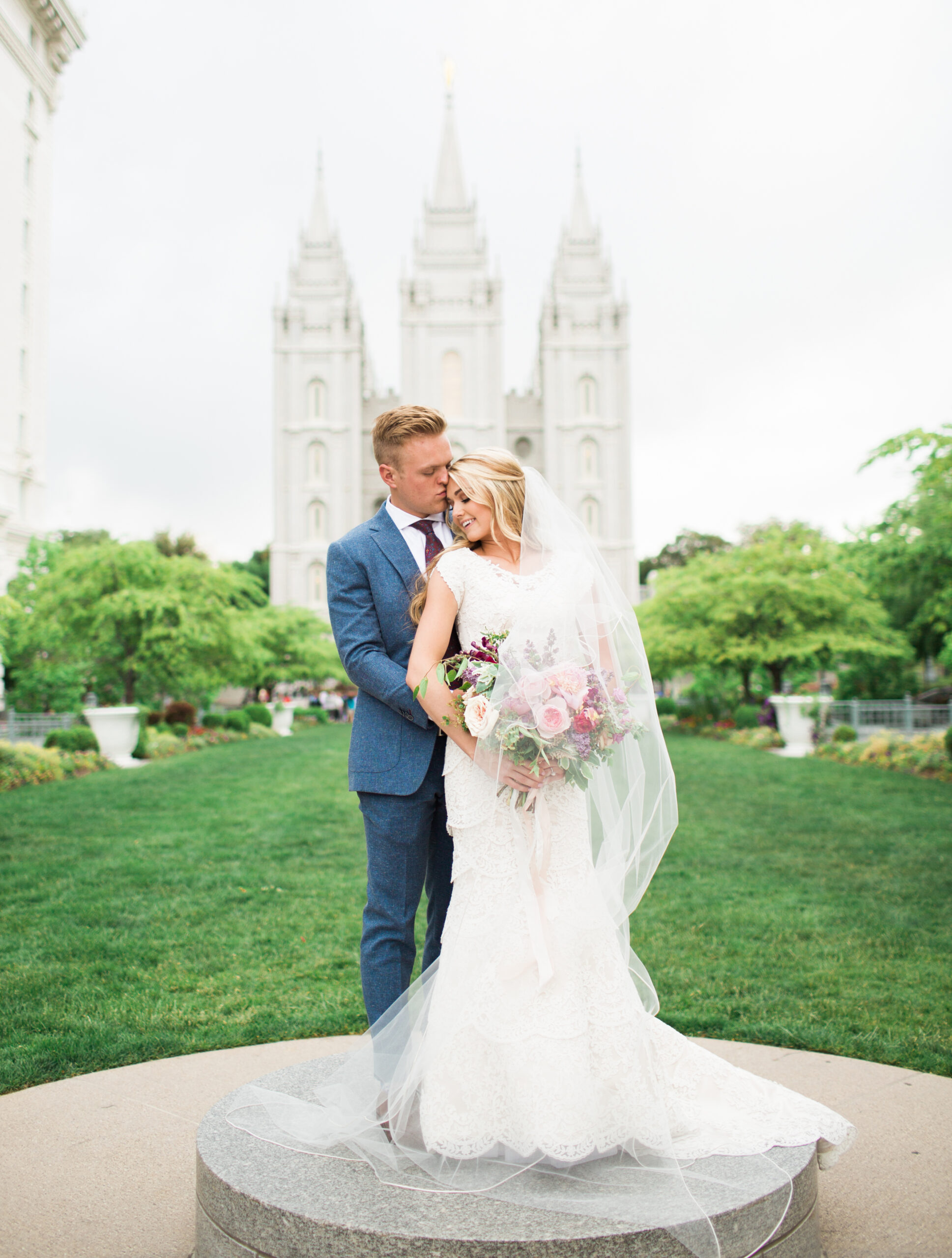 lindsay arnold wedding day in salt lake city