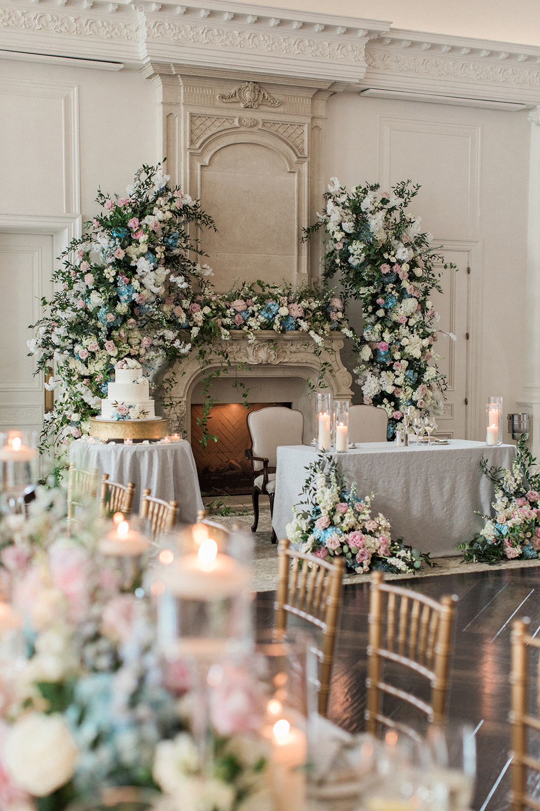 how long after you get engaged should you set a date