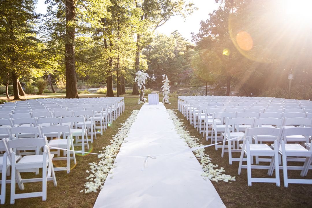 ceremony aisle