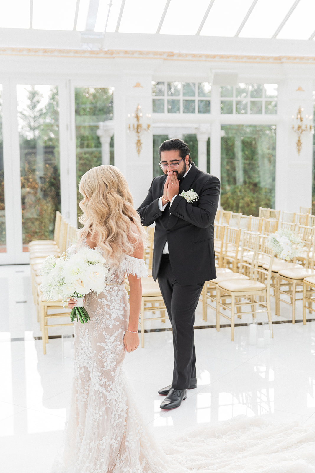 groom seeing bride for first time